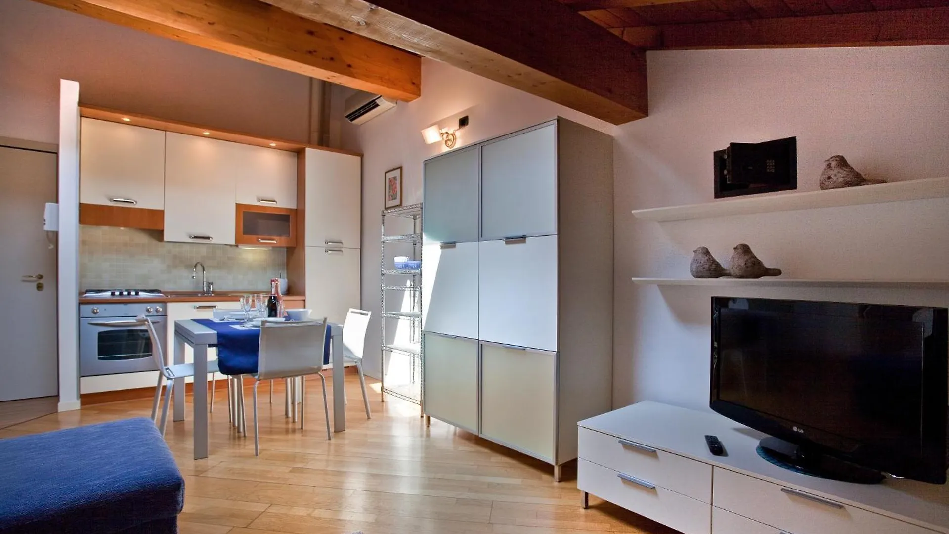 La Colombina Apartment Verona 0*,  Italy